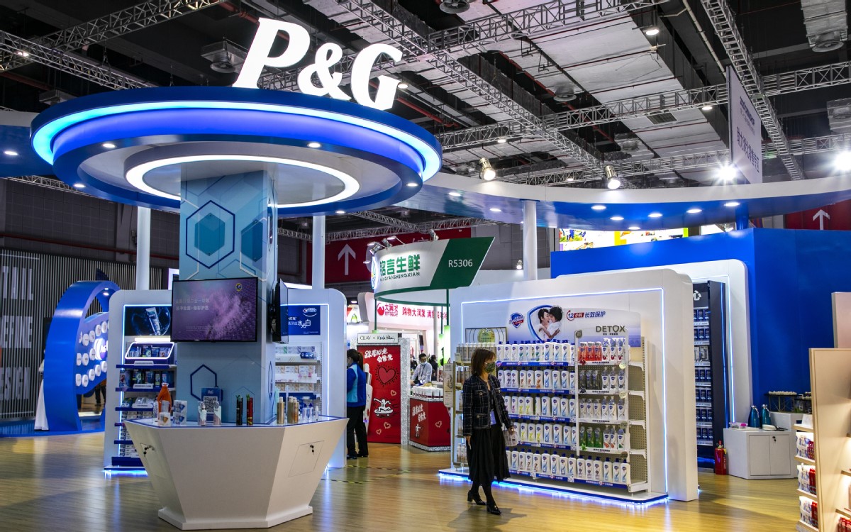 Training Senior Managers at Procter & Gamble in Chengdu, China