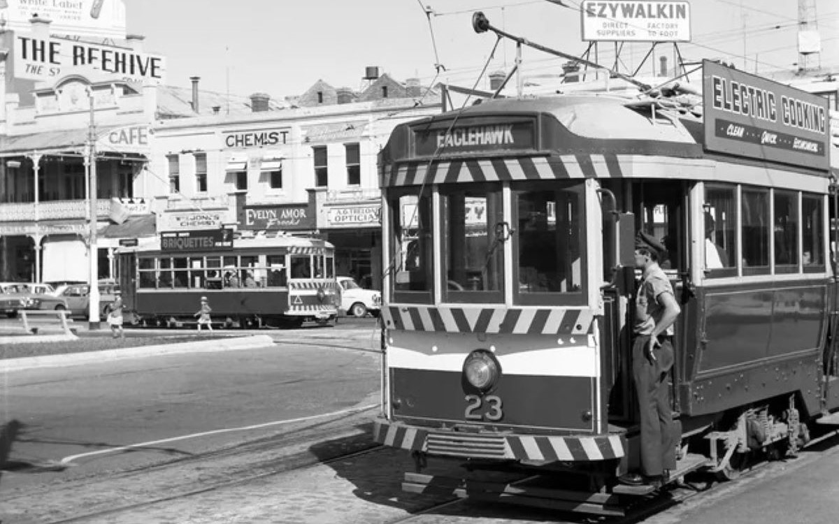 15 April in Australian History